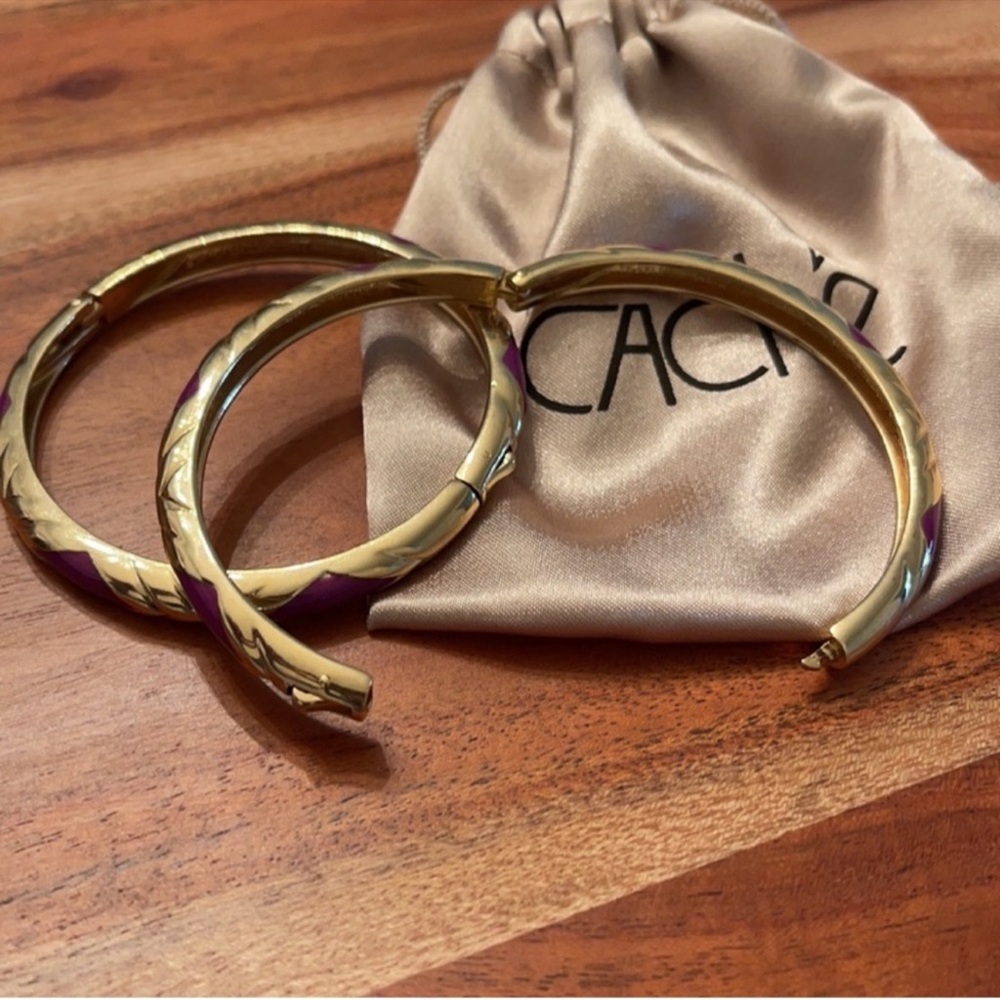 Cache Gold Bangles with Purple Highlights - Picture 9 of 10